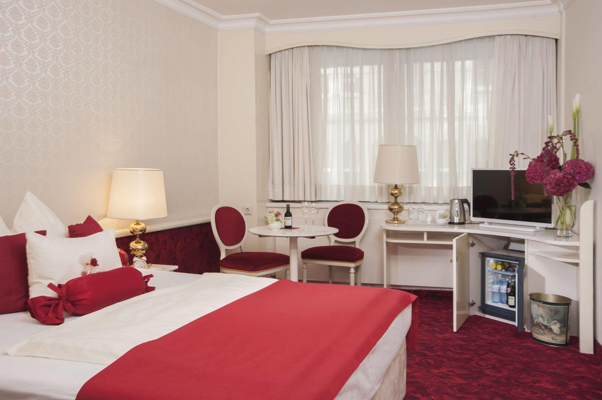 Elaya Hotel Vienna City Center Luaran gambar