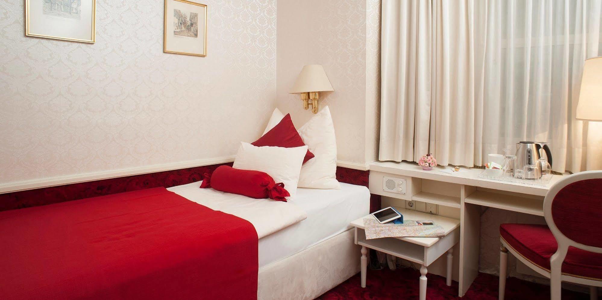 Elaya Hotel Vienna City Center Luaran gambar